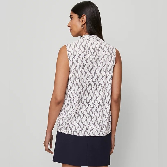 Ann Taylor White and Navy Patterned Blouse - Picture 2 of 4